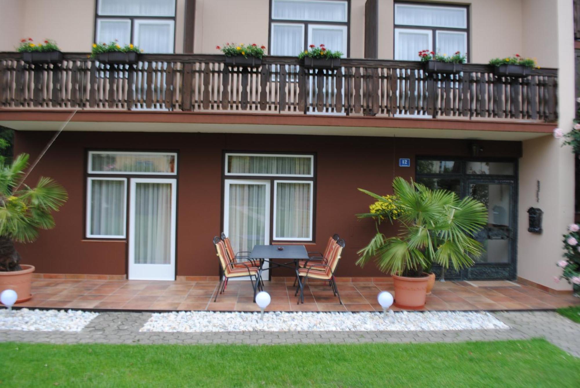 Michor Apartment *